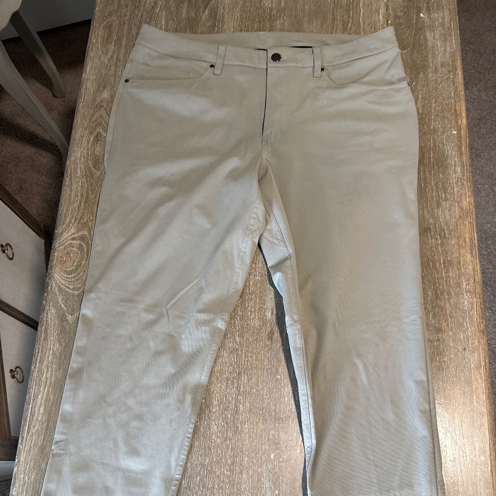 Lululemon pants